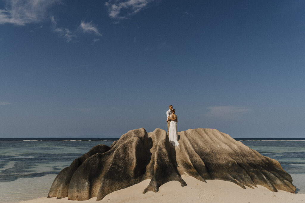 Hochzeit in Italien, Lago Maggiore, Gardasee, Mallorca, Ibiza, Costa Rica, Seychellen und in vielen anderen Ländern.